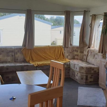 Private Caravan Situated At Parkdean Holiday Resort St Margaret'S At Cliffe Number 18 Exterior foto