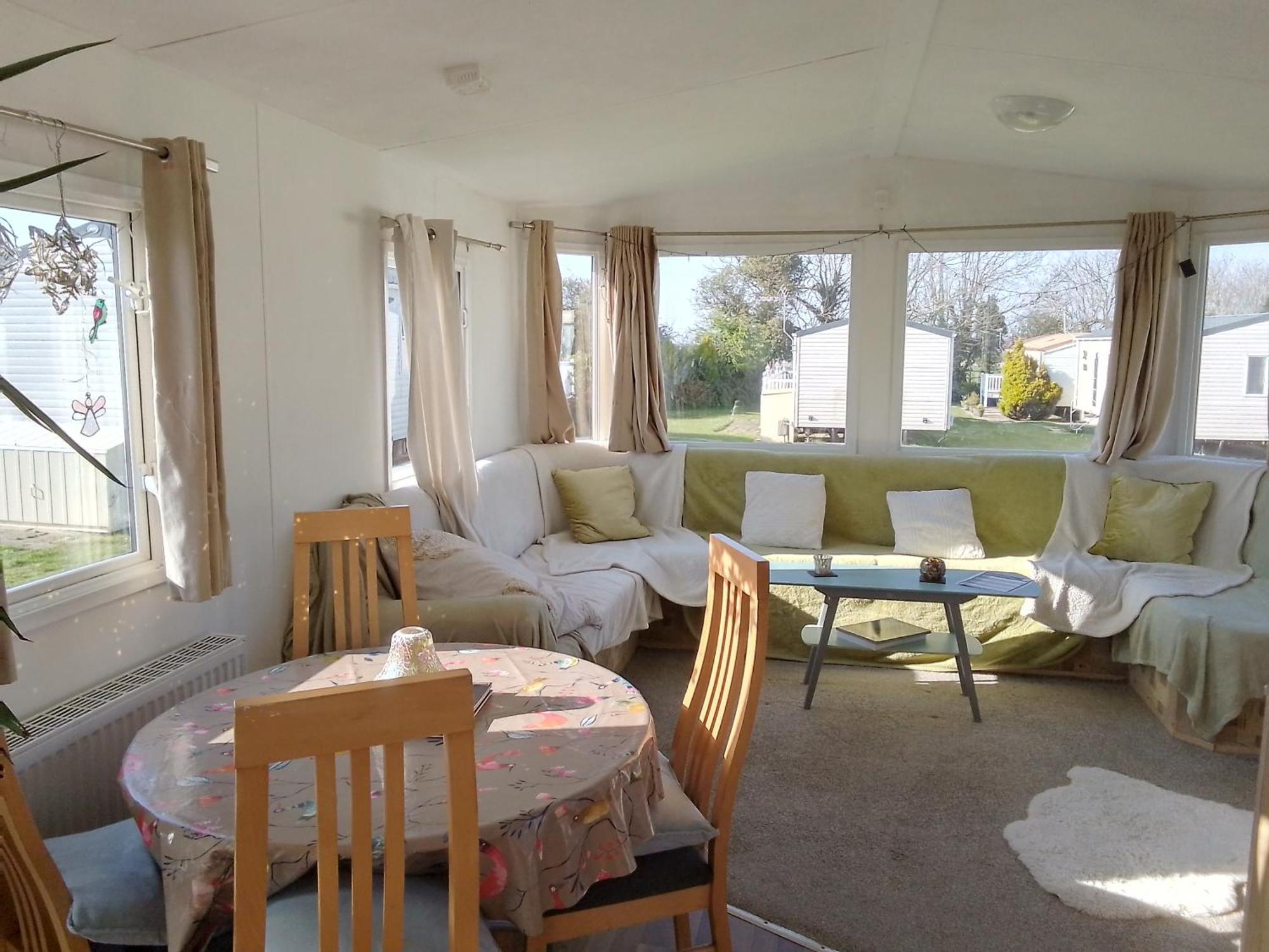 Private Caravan Situated At Parkdean Holiday Resort St Margaret'S At Cliffe Number 18 Exterior foto